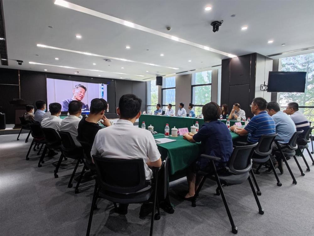 以案為鑒筑防線(xiàn)，警鐘長(cháng)鳴促廉潔
